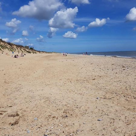 218 - 2 Bed Chalet, Belle Aire, Beach Road, Hemsby, Nr29 Exteriör bild